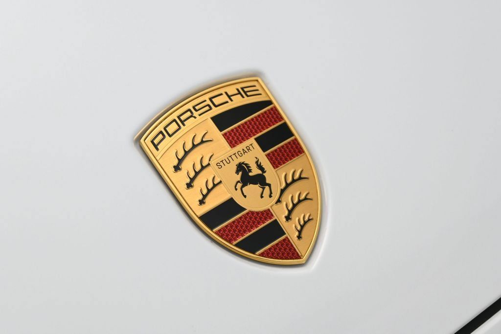 Certified 2026 Porsche Cayenne AWD/4WD image 38