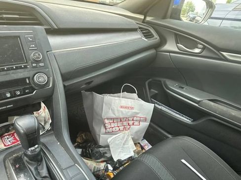 Used 2017 Honda Civic LX image 9