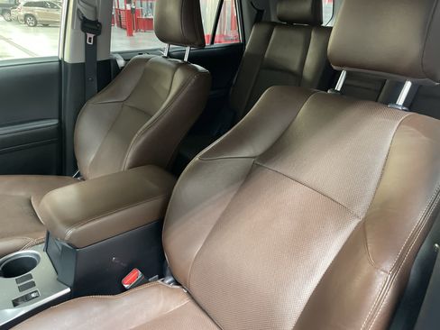 Used 2024 Toyota 4Runner Limited image 11