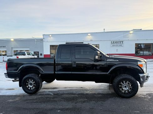 Used 2016 Ford F250 XLT w/ XLT Value Package image 16