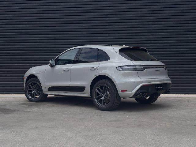 Certified 2026 Porsche Macan Turbo AWD/4WD image 3