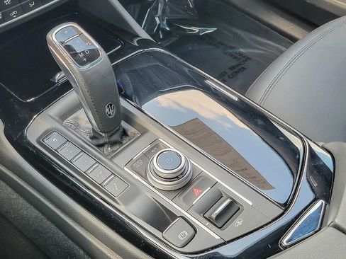 Used 2022 Maserati Levante GT image 17