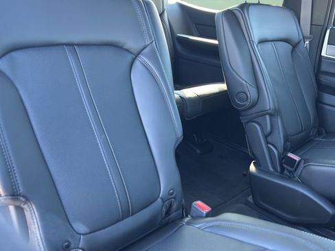 New 2026 Jeep Grand Wagoneer 4WD image 42