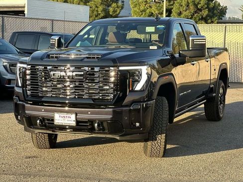 New 2026 GMC Sierra 2500 Denali Ultimate w/ Max Trailering Package image 6