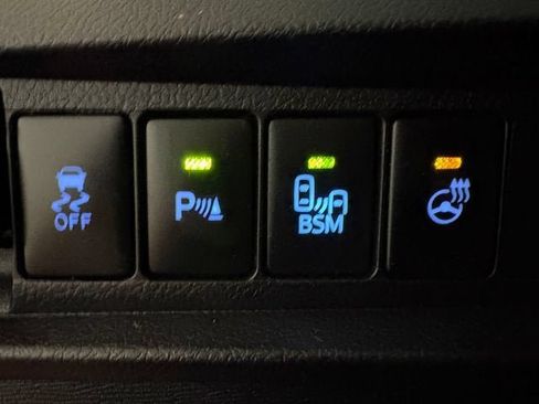 Used 2017 Toyota Sienna Limited AWD/4WD image 8