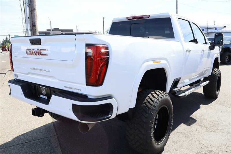 Used 2025 GMC Sierra 3500 Denali w/ Denali Reserve Package AWD/4WD image 5