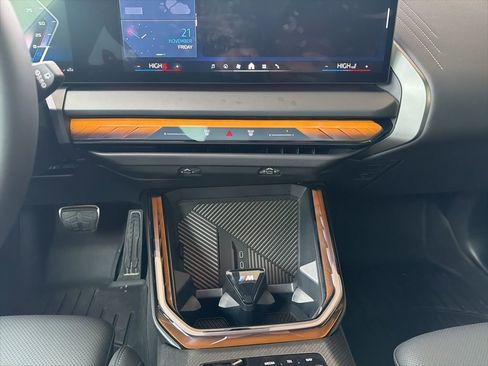 Used 2025 BMW X3 M50 w/ Premium Package image 16