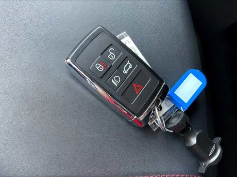 Used 2022 Land Rover Discovery Sport S R-Dynamic image 14