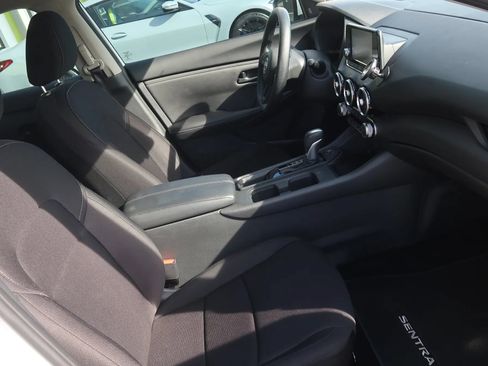 Used 2025 Nissan Sentra S FWD image 26