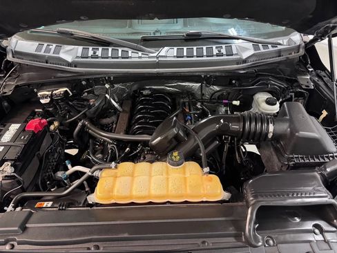 Used 2017 Ford F150 XLT w/ Equipment Group 301A Mid AWD/4WD image 12