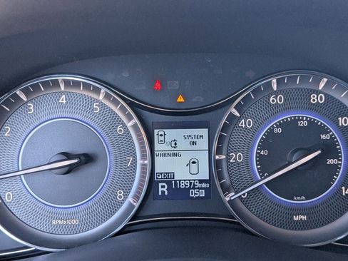 Used 2016 INFINITI QX80 2WD w/ Deluxe Technology Package image 32