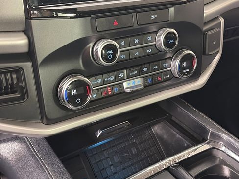 Certified 2022 Ford Expedition XLT image 21