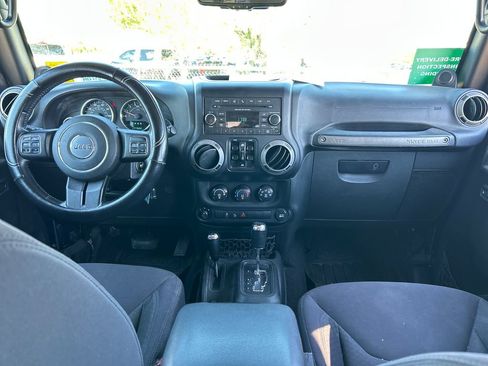 Used 2013 Jeep Wrangler Unlimited Sport AWD/4WD image 6