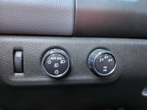 Used 2016 Chevrolet Colorado Z71 image 24