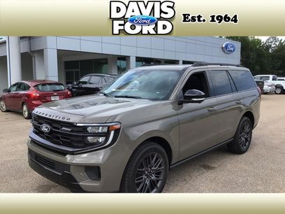 New 2027 Ford Expedition Platinum w/ Stealth Appearance Package