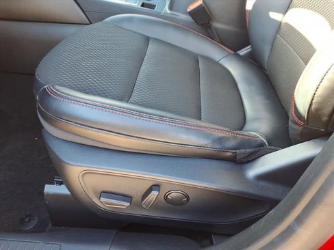 Used 2025 Ford Escape ST-Line w/ Tech Pack #1 image 16