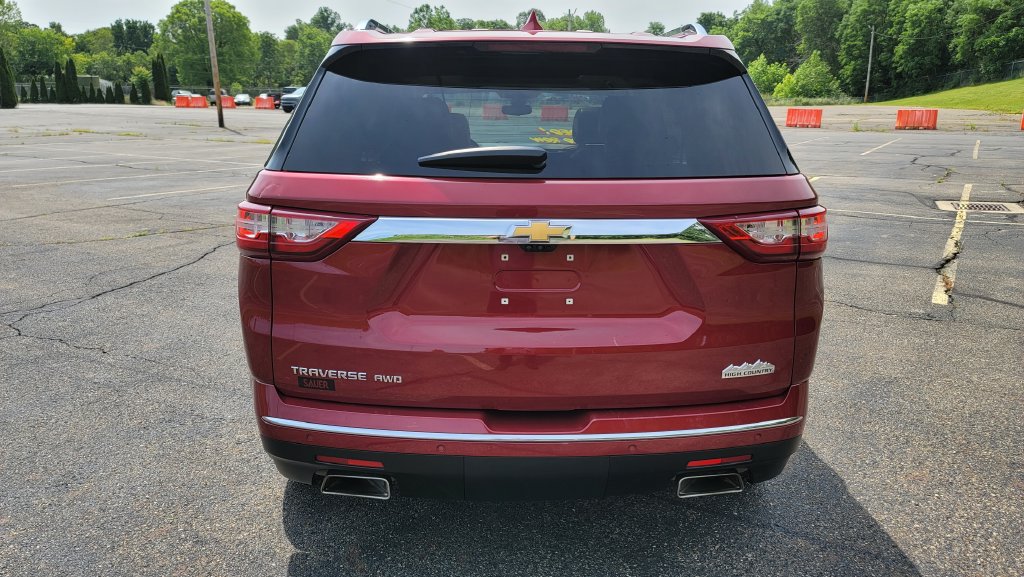 Used 2021 Chevrolet Traverse High Country AWD/4WD image 10