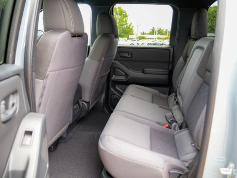 New 2026 Nissan Frontier SV w/ SV Convenience Package RWD image 8