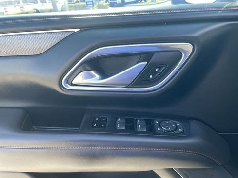 Used 2021 Chevrolet Suburban RST w/ Luxury Package image 23