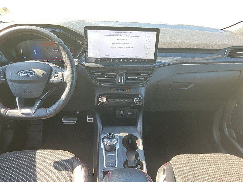 Used 2024 Ford Escape ST-Line w/ Tech Pack #1 FWD image 10