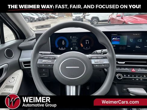 Used 2025 Hyundai Sonata SE FWD image 10