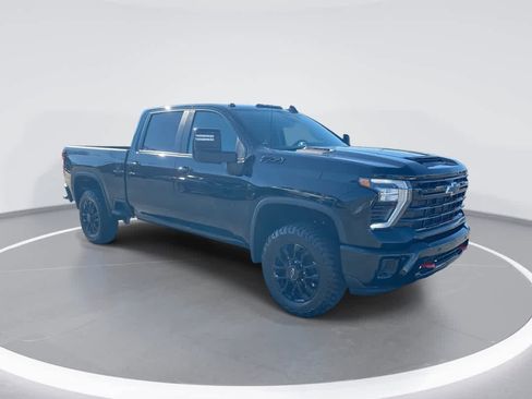 Used 2026 Chevrolet Silverado 2500 LT w/ Trail Boss Package image 1