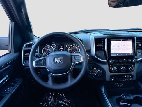 Used 2025 RAM 1500 Big Horn AWD/4WD image 21