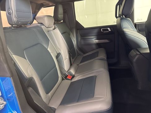 Used 2021 Ford Bronco Outer Banks image 15