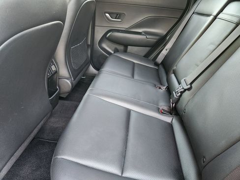 Used 2024 Hyundai Kona Limited FWD image 29