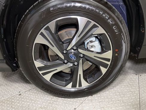 Certified 2025 Subaru Crosstrek 2.0i Premium image 21