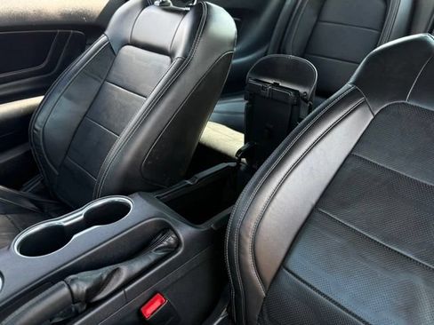 Used 2021 Ford Mustang GT Premium RWD image 22