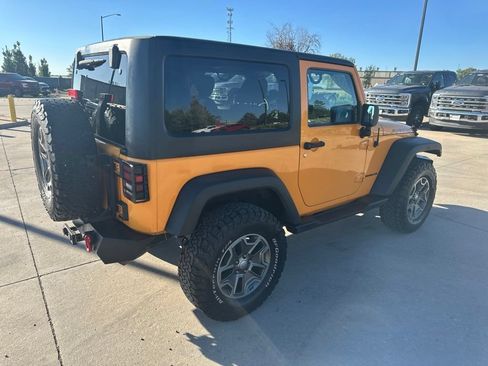 Used 2013 Jeep Wrangler Rubicon w/ PWR Convenience Group AWD/4WD image 30