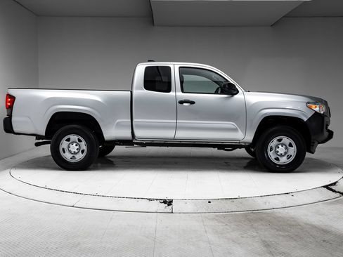 Used 2022 Toyota Tacoma SR RWD image 31