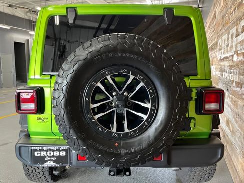 Used 2025 Jeep Wrangler Unlimited Sport AWD/4WD image 26