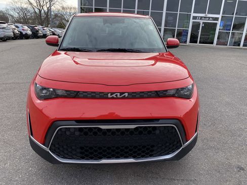 Used 2024 Kia Soul LX w/ Option Group 015 image 9