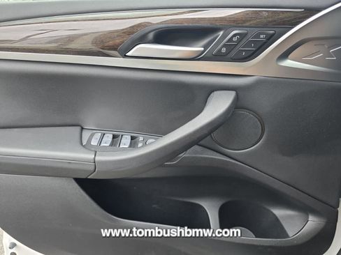 Certified 2024 BMW X4 xDrive30i w/ Parking Assistance Package image 11