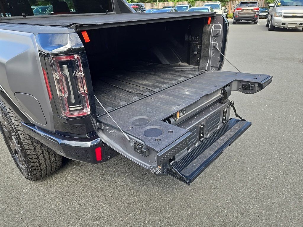 Used 2026 GMC Hummer EV 4x4 Crew Cab w/ Carbon Fiber Edition Package image 58