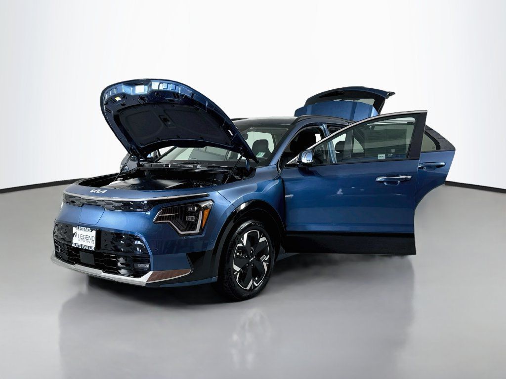 Used 2023 Kia Niro Wave w/ Wave Preserve Package FWD image 19