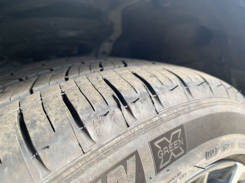 Certified 2025 Lexus ES 350 w/ Premium Package image 12