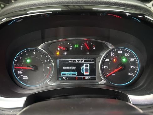 Used 2019 Chevrolet Traverse LT image 11