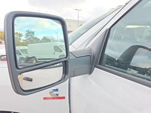 New 2025 RAM 2500 Tradesman image 15