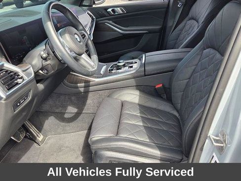 Used 2025 BMW X7 xDrive40i w/ Executive Package image 9