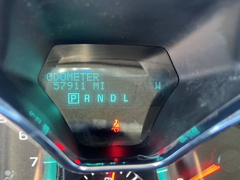Used 2017 Chevrolet Traverse LT w/ Style and Technology Package AWD/4WD image 11