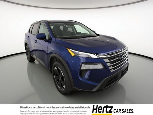 Used 2025 Nissan Rogue SV image 1