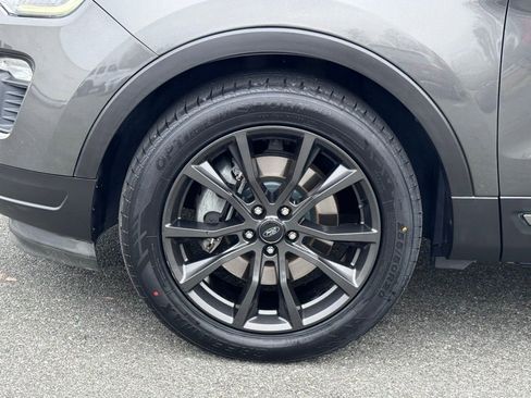 Used 2018 Ford Explorer XLT w/ Equipment Group 202A image 38