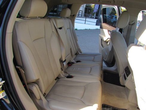 Used 2017 Audi Q7 3.0T Premium Plus image 24