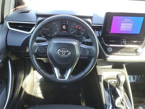 Used 2025 Toyota Corolla SE image 15