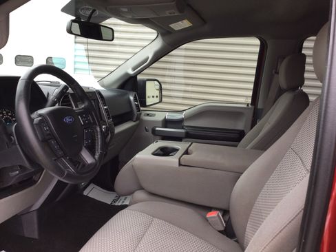 Used 2018 Ford F150 XLT w/ Equipment Group 302A Luxury image 7