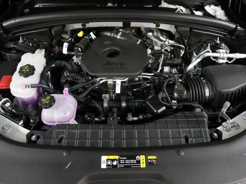 New 2026 Jeep Grand Cherokee Limited AWD/4WD image 13
