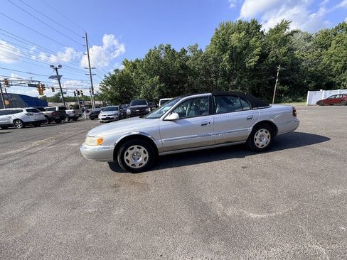 Used 1998 Lincoln Continental FWD image 32